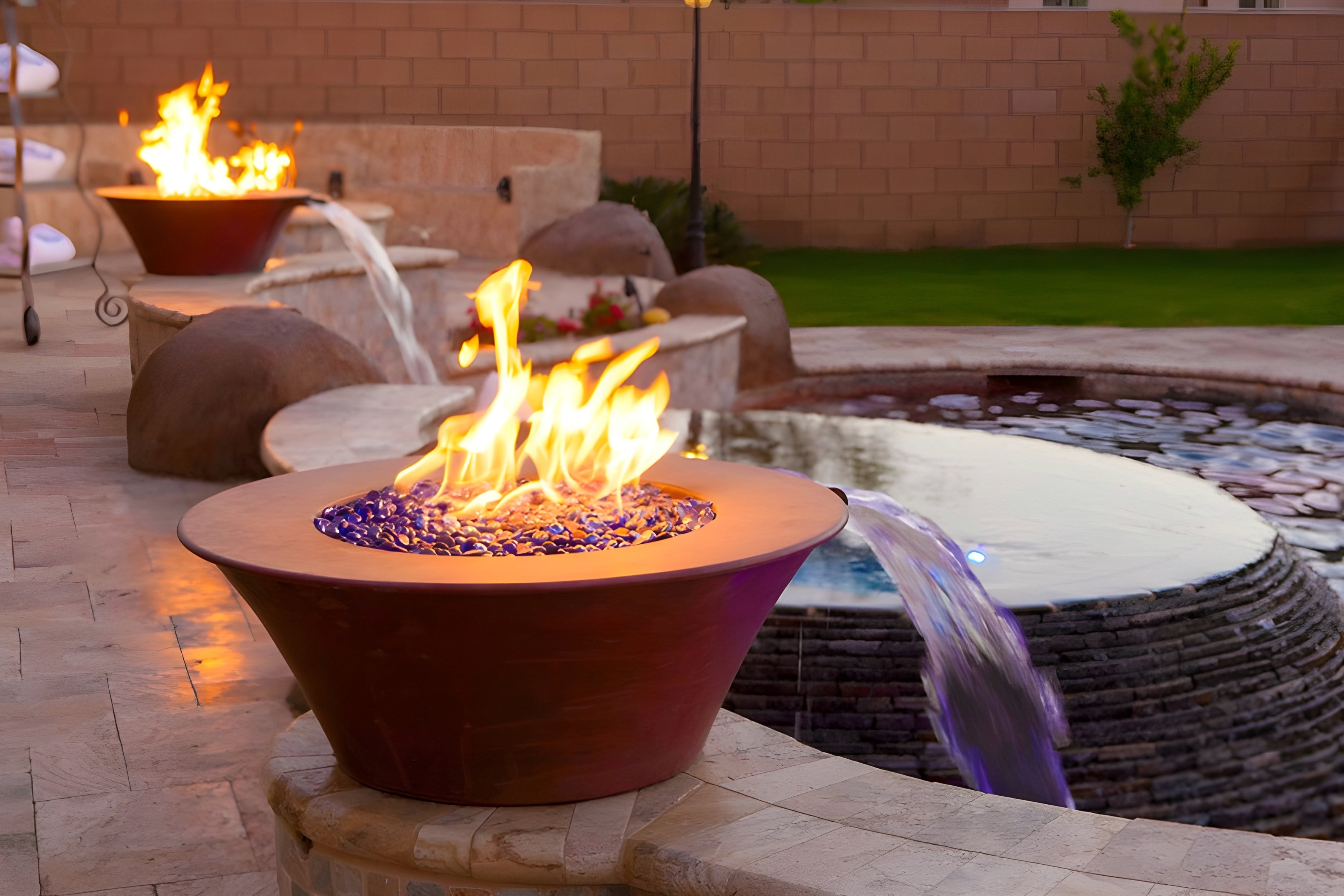 Cazo Fire & Water Bowl | Hammered Patina Copper